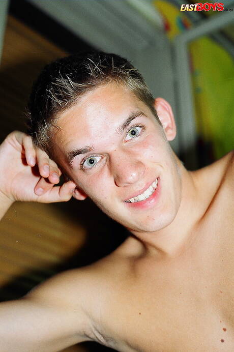 帥哥 Richie 手淫