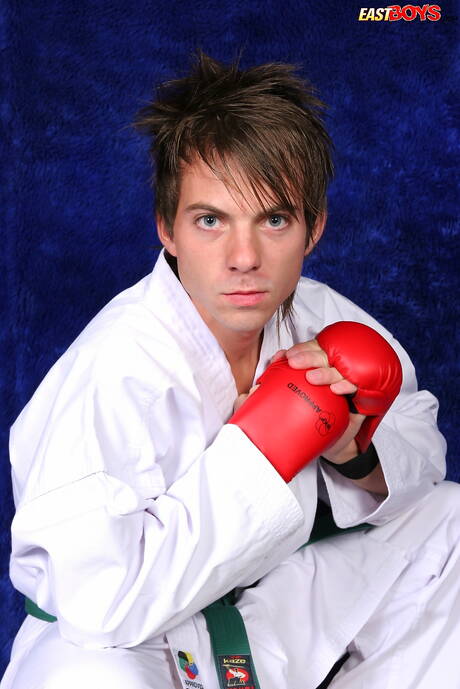 Young dude Vester posing nude and showing nice ass