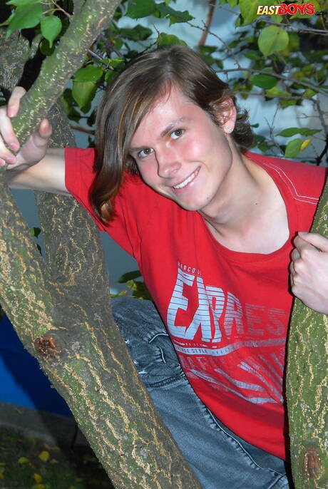 Pretty boy Lane jerk off his dick outside