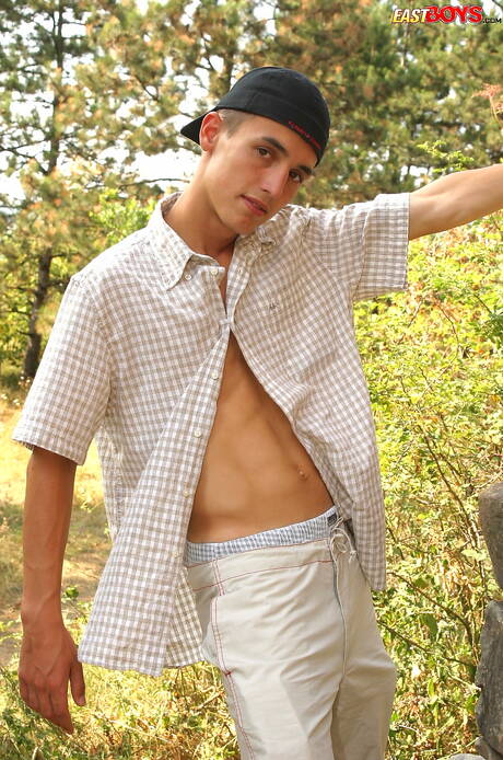 East Boys: Young dude Dave wanking outside