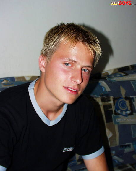 Beautiful boy Zdenek jerk off his cock in bath