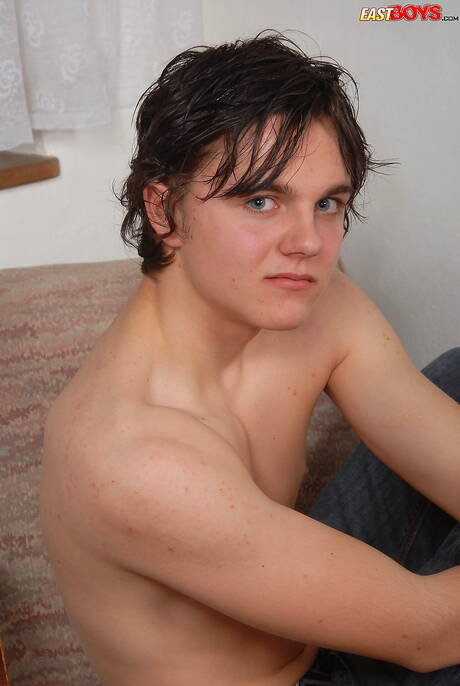 Young boy Len posing naked