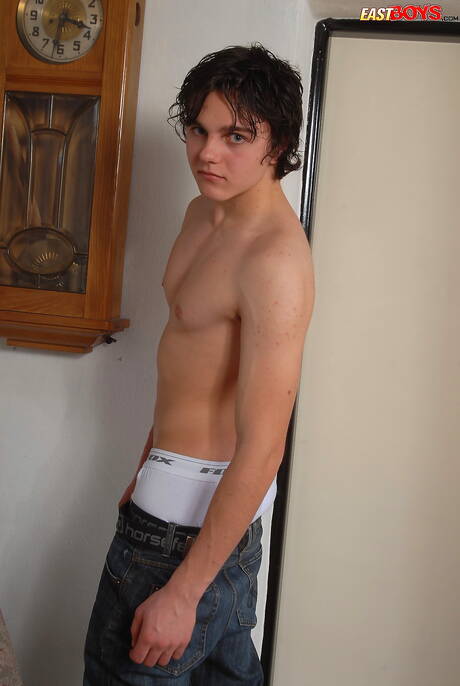 Young boy Len posing naked