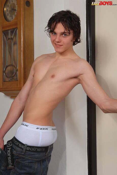 Young boy Len posing naked