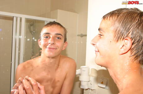 Hot twink Vsemil undressing and showing hot butt in shower