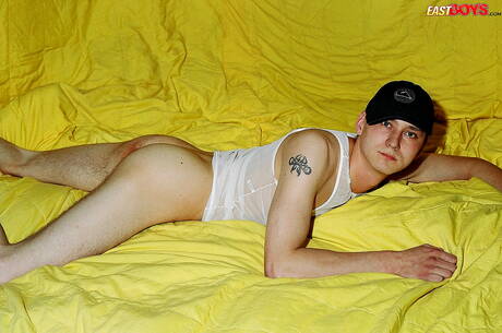 Twink Shane wanking with sex toy