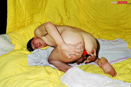 Twink Shane wanking with sex toy