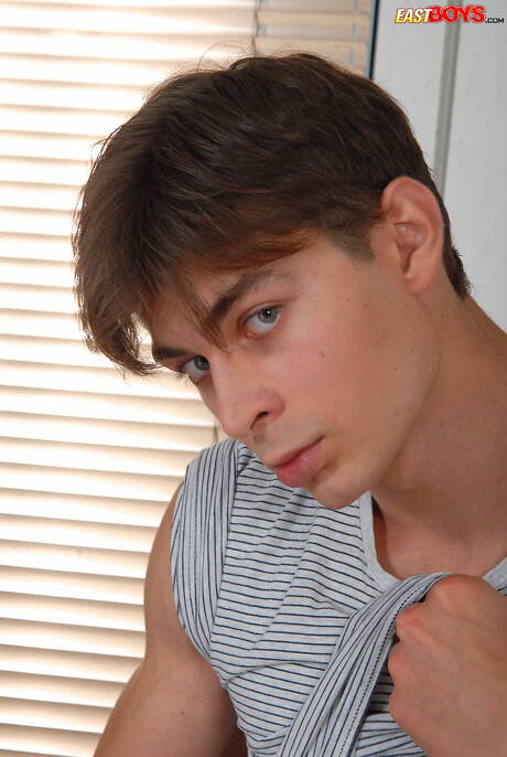 Husky-man David Pate poseert naakt