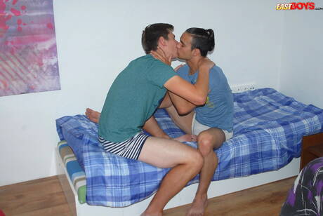 帥哥 Gerald Wooley 和年輕男孩 Samuel Riberio 的口交場景