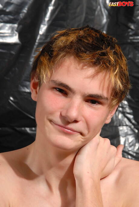 Czech twink Bill Williams and slovak hot twink Tim Law fuck ass after sucking dick