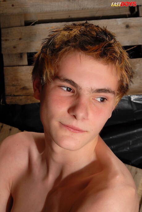 Czech twink Bill Williams and slovak hot twink Tim Law fuck ass after sucking dick