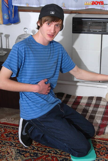 O lindo garoto Phillip Potter e o lindo garoto Robert Fritz fazendo sexo anal