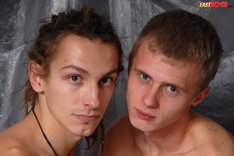 East Boys: Young dude Donald Erickson and pretty boy Hayden in hard anal sex