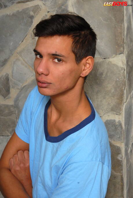 Pretty boy James Hanley and hot twink Pedro Costa make a love