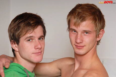 性感小鮮肉 Darius 和帥哥 Palmer 互相吸吮和操弄