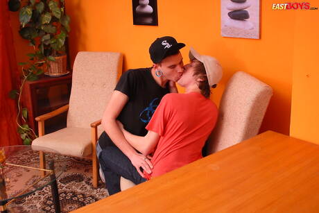 Young Robert Fritz fuck ass after sucking