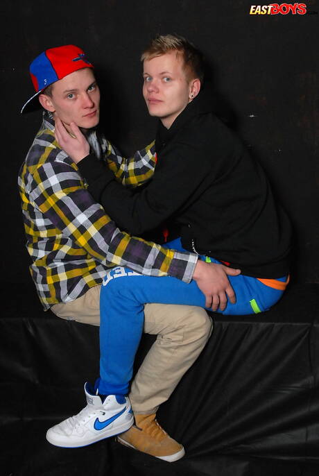 捷克小夥Johan Koco吸完雞雞後開始做愛