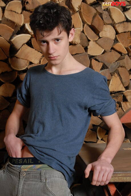 East Boys: Young dude Antonio Palmer wanking