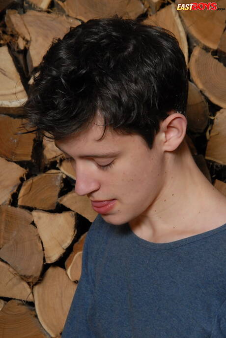 年輕小夥安東尼奧·帕爾默手淫