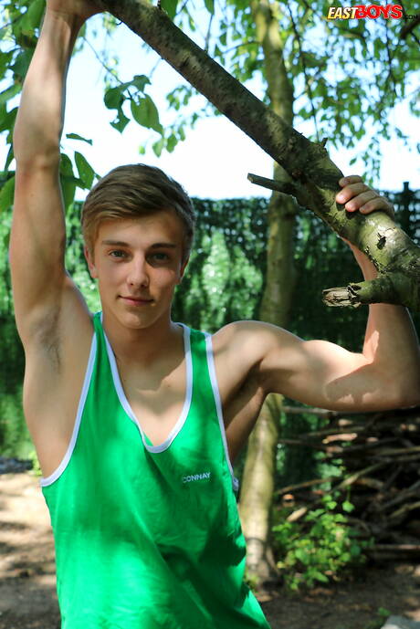 Hot twink Abel Romanov posing naked outside