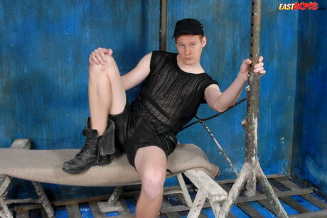 性感小鮮肉Spencer脫衣服