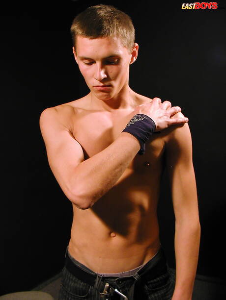 Twink Boris jerk off his dick