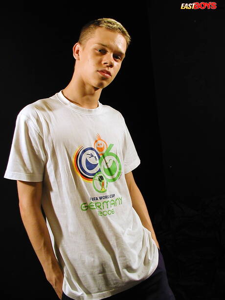 Twink Aaron jerk off