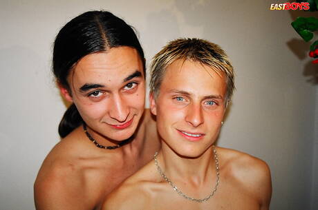 Young dude Zdenek love to suck dick