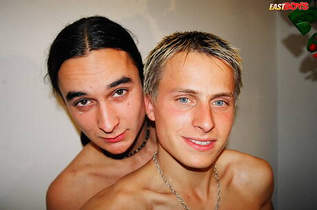 Young dude Zdenek love to suck dick