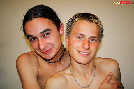 Young dude Zdenek love to suck dick