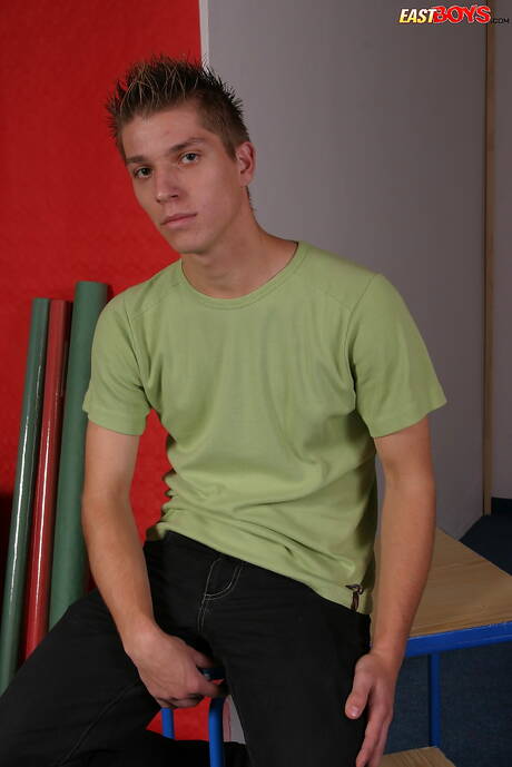 East Boys: Twink Goran shows a beautiful body