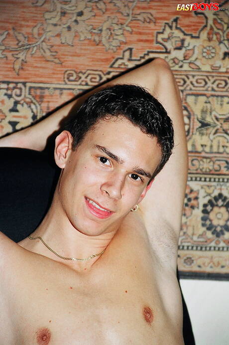 잘생긴 남자 게오르그, 완벽한 몸매를 과시