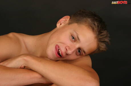 Pretty boy Daniel playing with dick