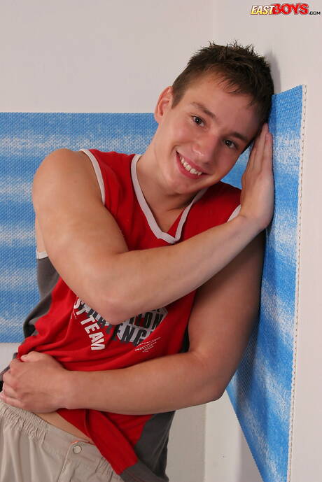 El supersemental Borecek muestra un cuerpo hermoso