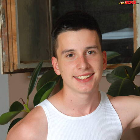 O jovem Jesse Mathis posando nu