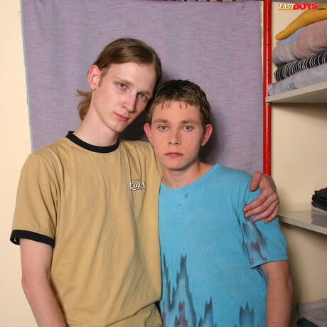 Beautiful boy Belo love to suck cock