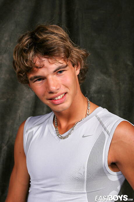 Young Armando posing naked and showing his butt