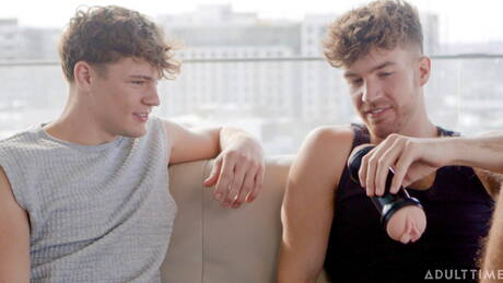 Jerk Buddies: Two american boys muscular Oliver Marks and hunky guy Carter Collins having a pleasure