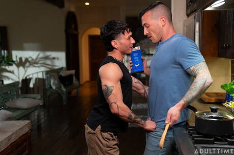 Adult Time: Attractive buddy Derek Kage and beautiful boy Siren Santiago fuck after blowjob