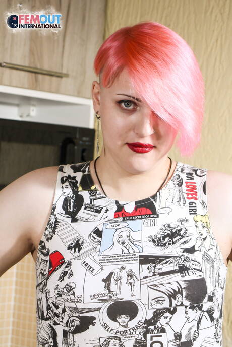 Hot Ashly Baker jack off with sex toy in kitchen