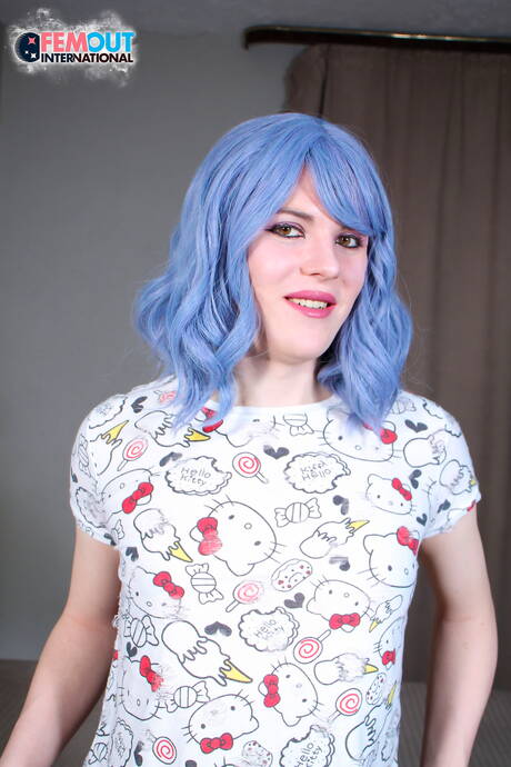 Young Gio Salinas wanking with sex toy