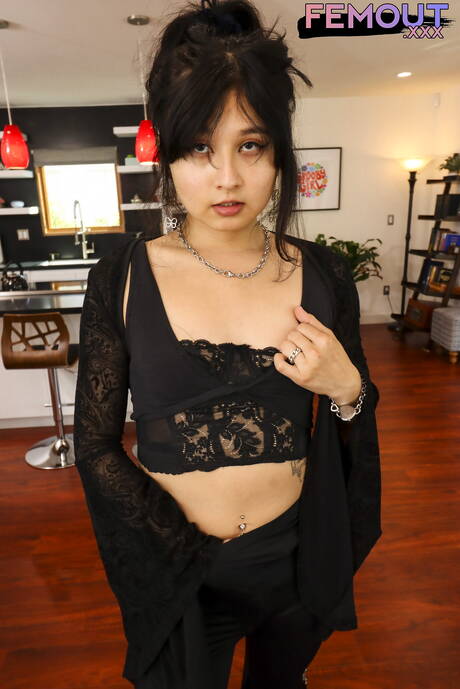 Young boy Cherri masturbating